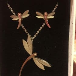 نیم ست سنجاقک