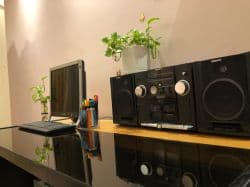 میز کامپیوتر و کار و تحریر