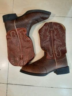 بوت مردانه چرم طبیعی برند justinboot آمریکایی