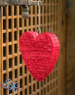 پیناتا باپوک توی