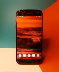 سامسونگ Galaxy J5 (2017) با حافظهٔ ۱۶ گیگابایت