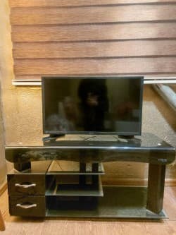 ال ای دی سامسونگ ۳۲ در حد نو