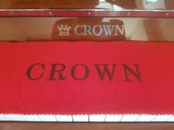 پیانو آکوستیک کرون