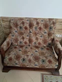 مبل ۷ نفره با میز