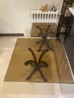 فروش فوری میز ناهار خوری 6 تا 8 نفره ، میز جلو مبلی و دو عدد عسلی مربع