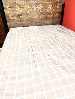 تخت دو نفره