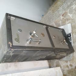 گاو صندوق ایران کاوه دو طبفه