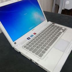 لپ تاپ سونی VAIO PCG 61711W سالم و تمیز