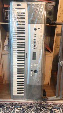 پیانو دیجیتال یاماها مدل DGX 230 نو نو بدون یک خش