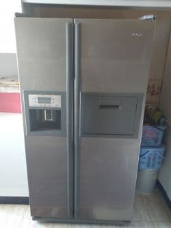 یخچال-فریزر مارک اسنوا در حد نو