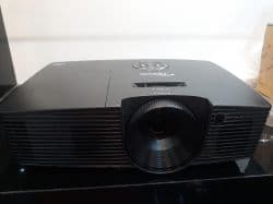 پراژکتور اوپتما m745x